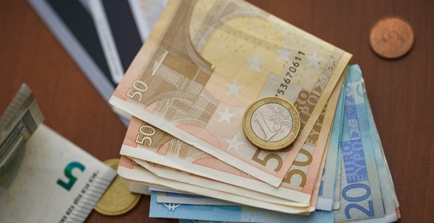  Billets et pièces en euros