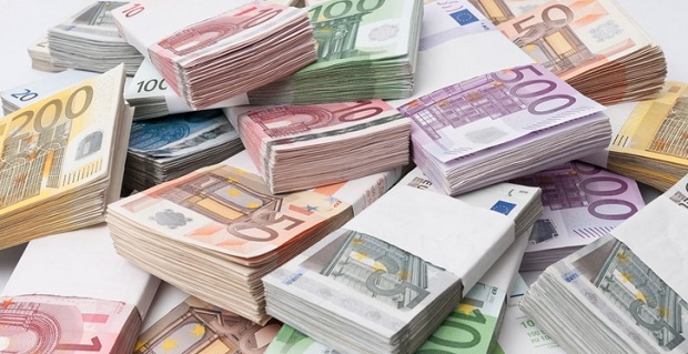 Billets euros pour des crédits  