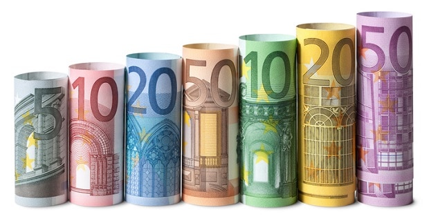  Alignement de billets euros