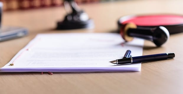  Bureau et document de notaire