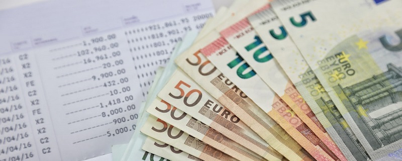 billets euros et factures