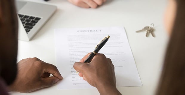 signer contrat immobilier