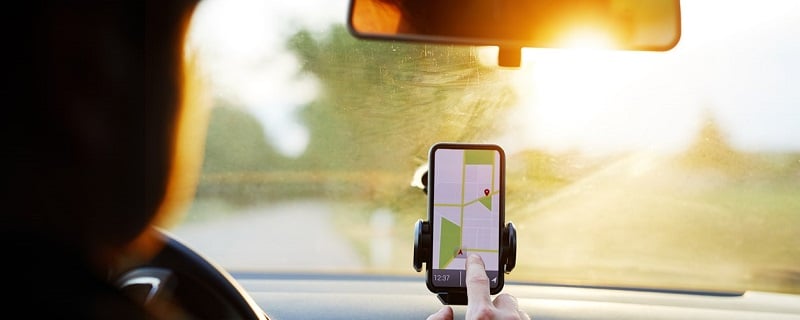 Android Ios monopole du marché cartographie voiture autonome