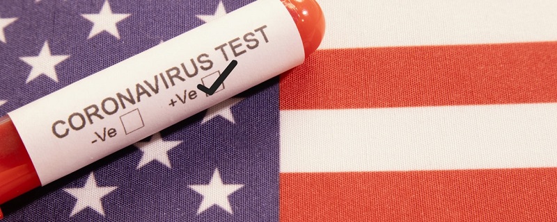 drapeau americain et test du coronavirus