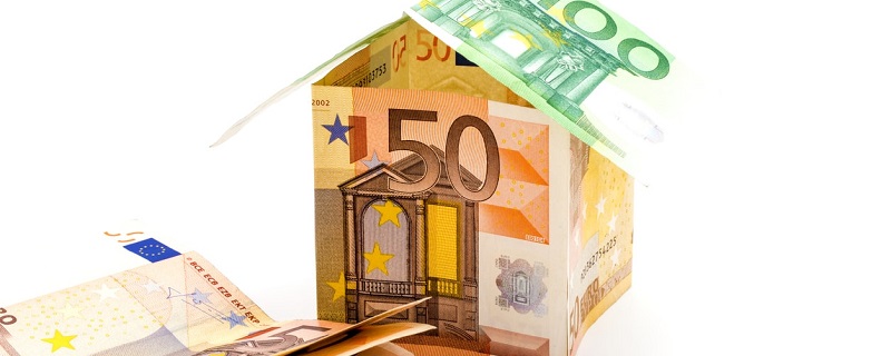 maison en billets euros