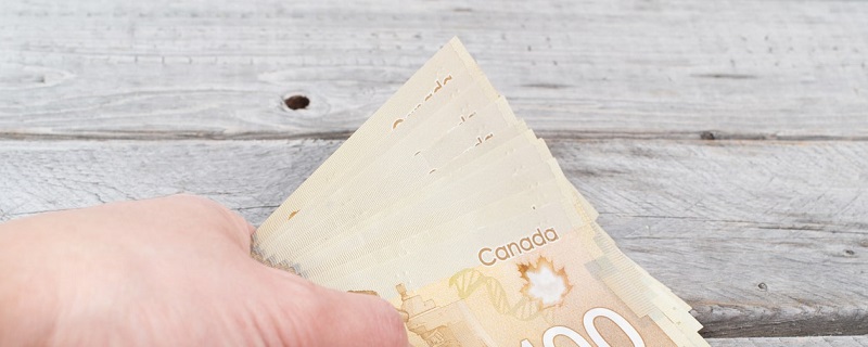 Report paiement emprunteur canadien