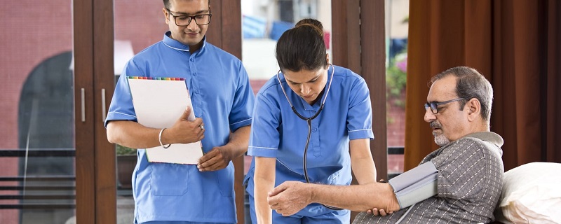 Hospitalisation domicile éviter vague épidémie