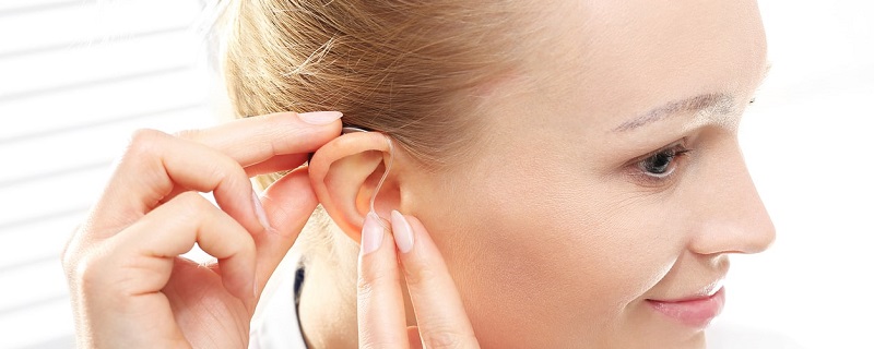 Rude bataille marché prothèse auditive