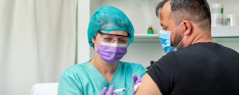 Usa lancement première vaccination covid19