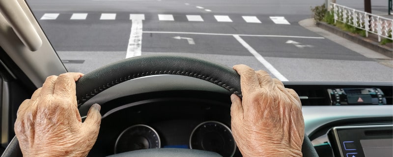  60 % des conducteurs seniors souhaiteraient bénéficier d’un rappel du Code de la route