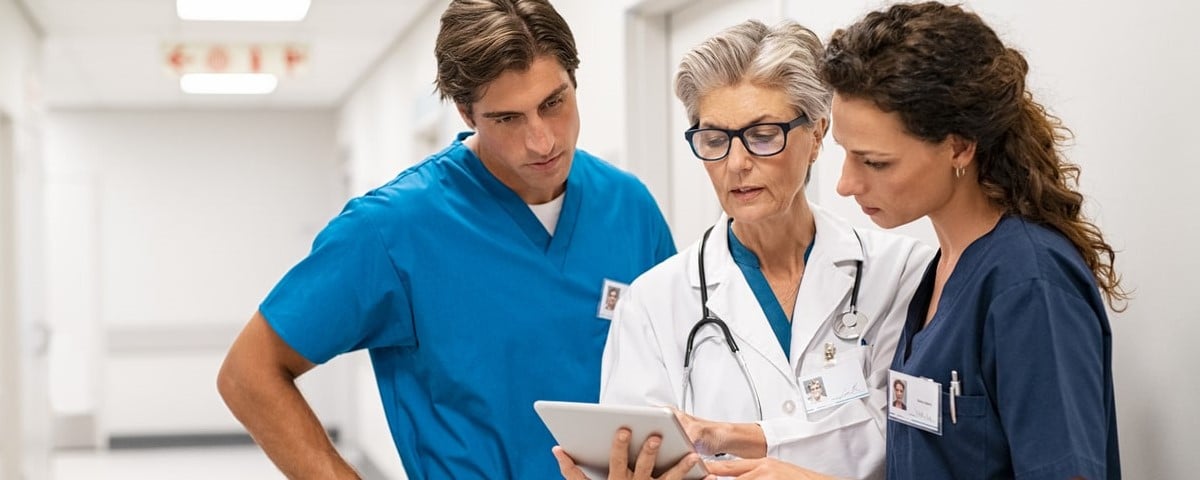 Santé : ChatGPT investit le domaine médical