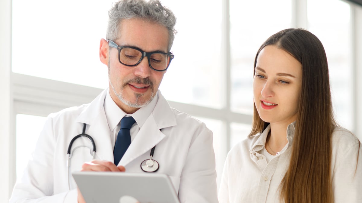 J&rsquo;ai 30 ans, je suis en bonne sant&eacute; : dois-je souscrire une mutuelle
