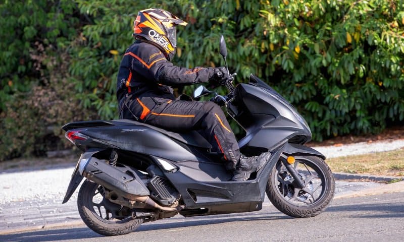 assurance scooter 125cc