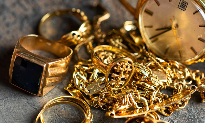 Les différentes options pour assurer les bijoux