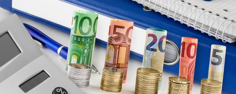 Un dossier pour obtenir un crédit de 15 000 euros